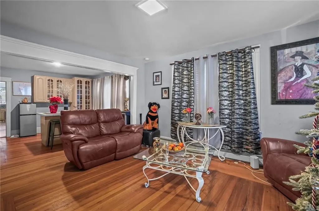 108 Perrin Avenue Pawtucket RI 02861