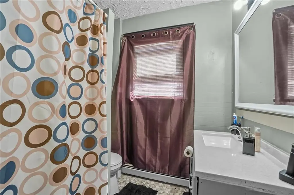 108 Perrin Avenue Pawtucket RI 02861