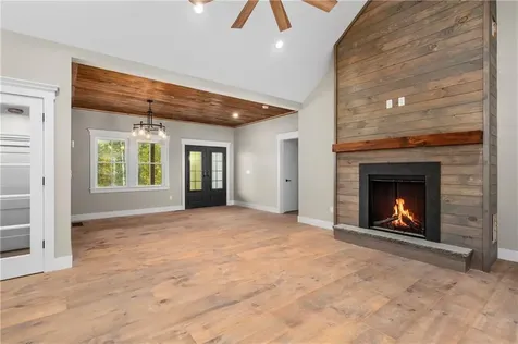 369 Huntinghouse Road Glocester RI 02857