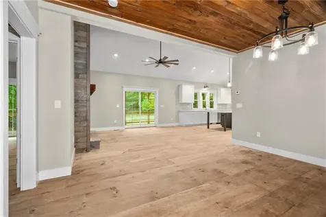 369 Huntinghouse Road Glocester RI 02857