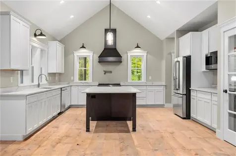 369 Huntinghouse Road Glocester RI 02857