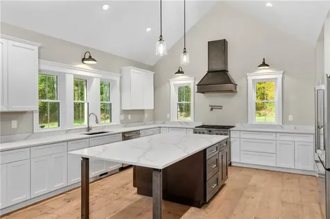 369 Huntinghouse Road Glocester RI 02857