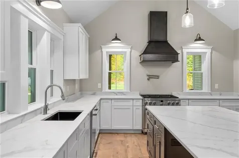 369 Huntinghouse Road Glocester RI 02857