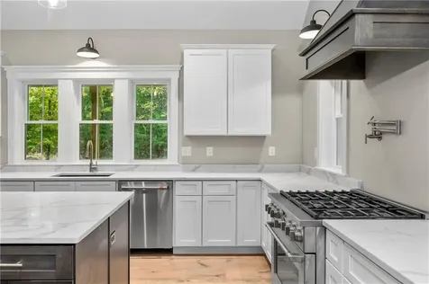 369 Huntinghouse Road Glocester RI 02857