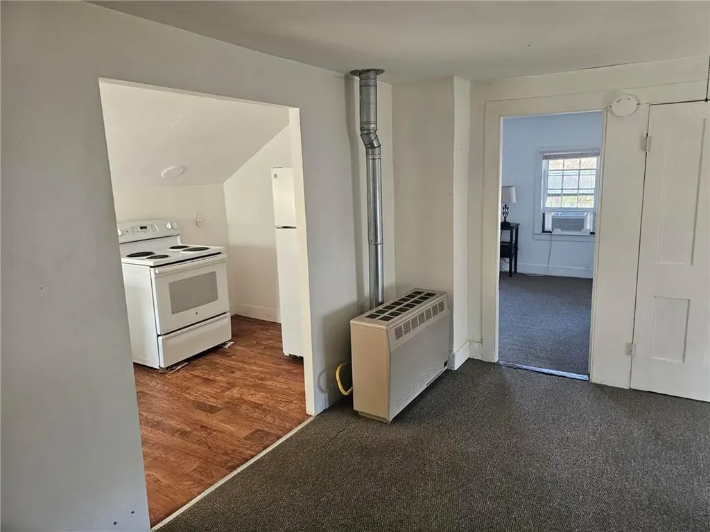 25 East Avenue Westerly RI 02891