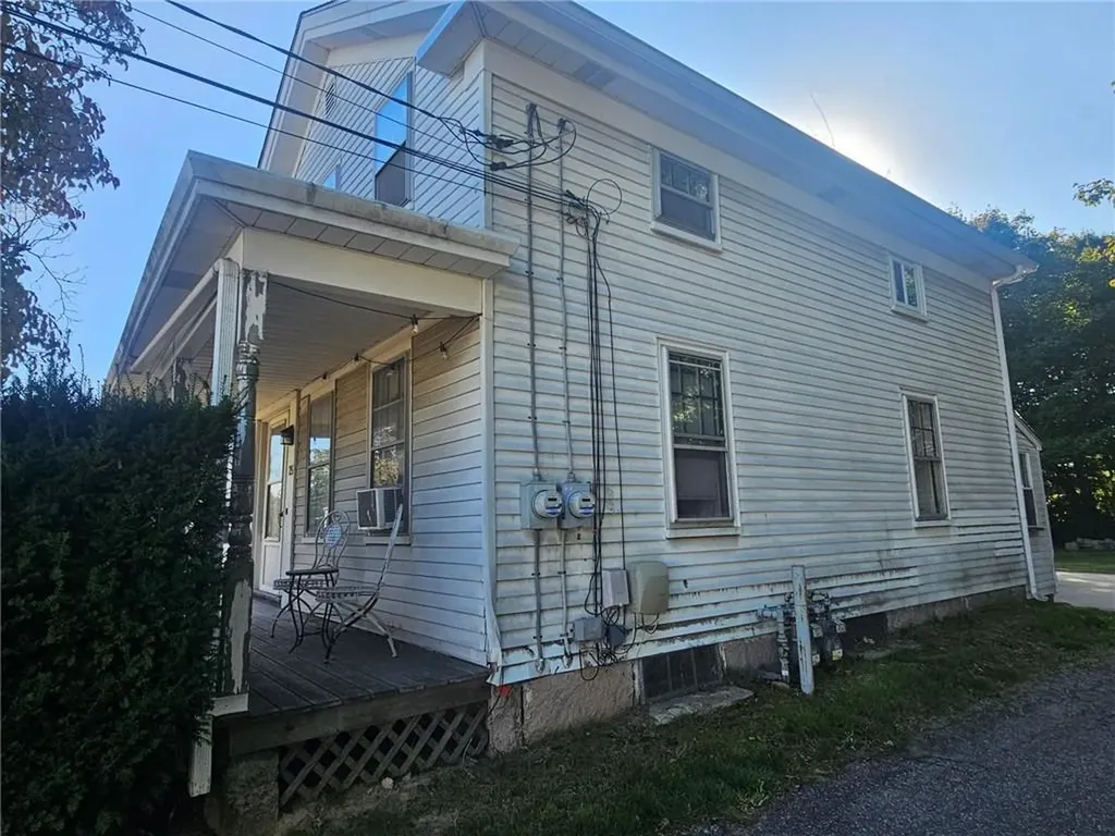 25 East Avenue Westerly RI 02891