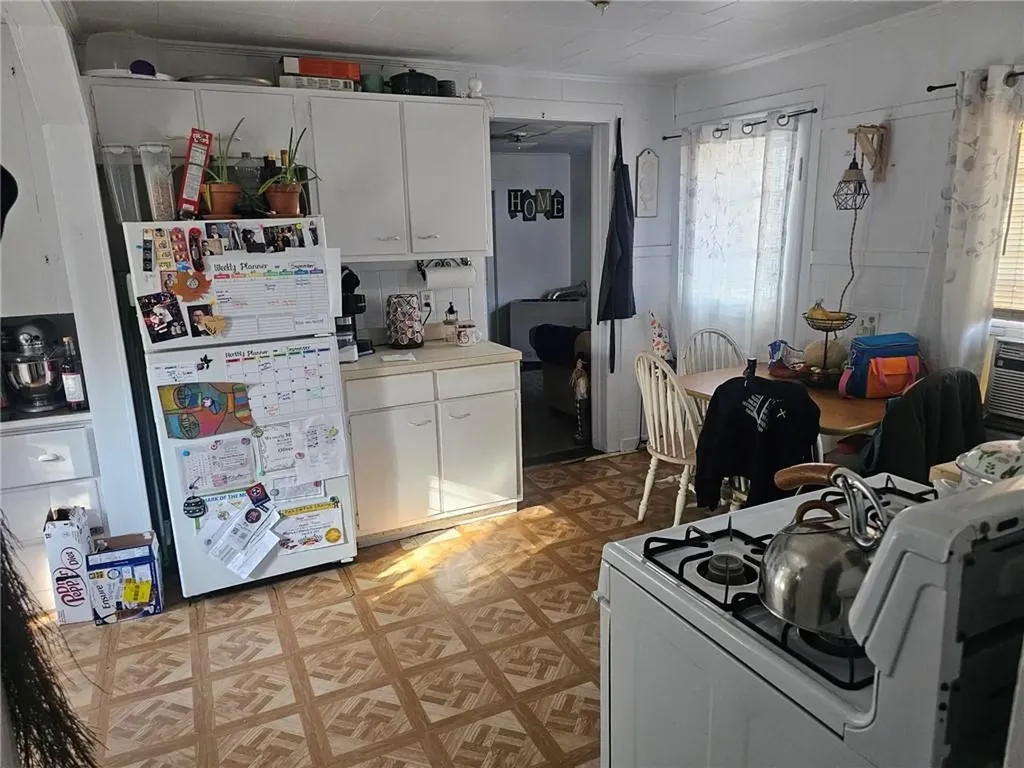 25 East Avenue Westerly RI 02891