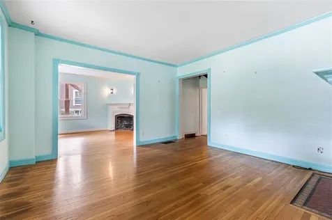 55 Hunter Avenue Newport RI 02840