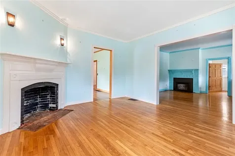 55 Hunter Avenue Newport RI 02840