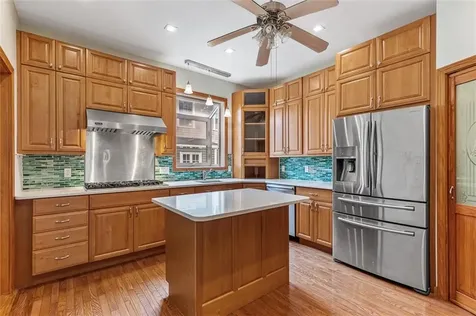 55 Hunter Avenue Newport RI 02840