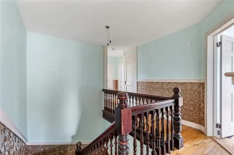 55 Hunter Avenue Newport RI 02840