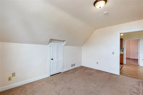 55 Hunter Avenue Newport RI 02840