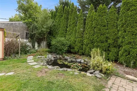 55 Hunter Avenue Newport RI 02840