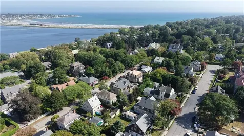 55 Hunter Avenue Newport RI 02840