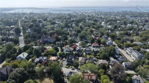 55 Hunter Avenue Newport RI 02840
