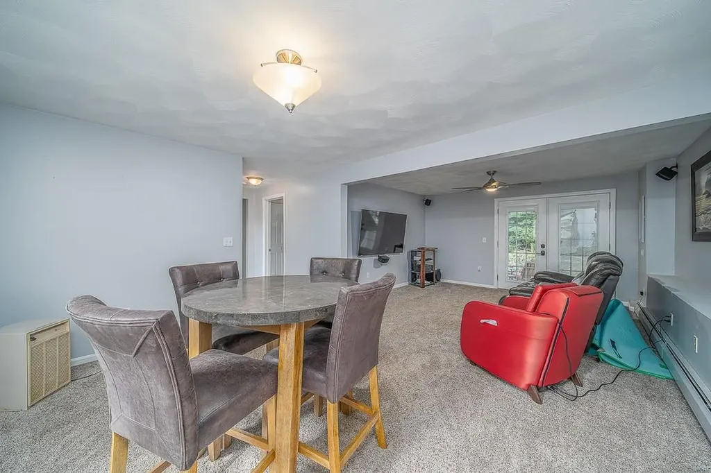 17 Wood Cove Drive Coventry RI 02816