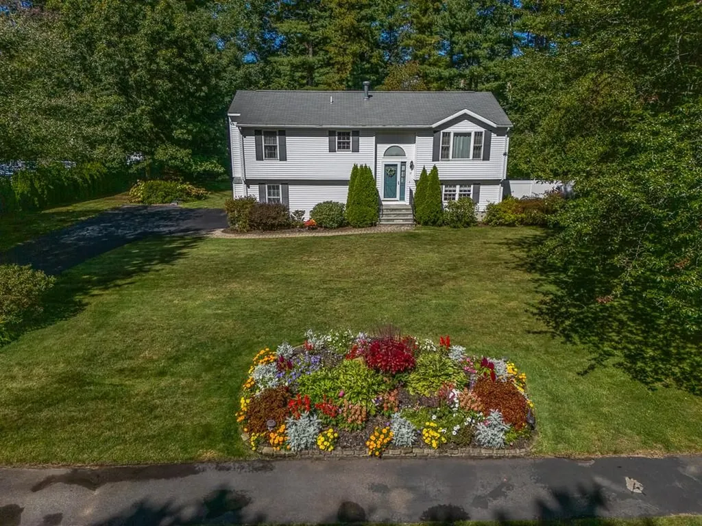 17 Wood Cove Drive Coventry RI 02816