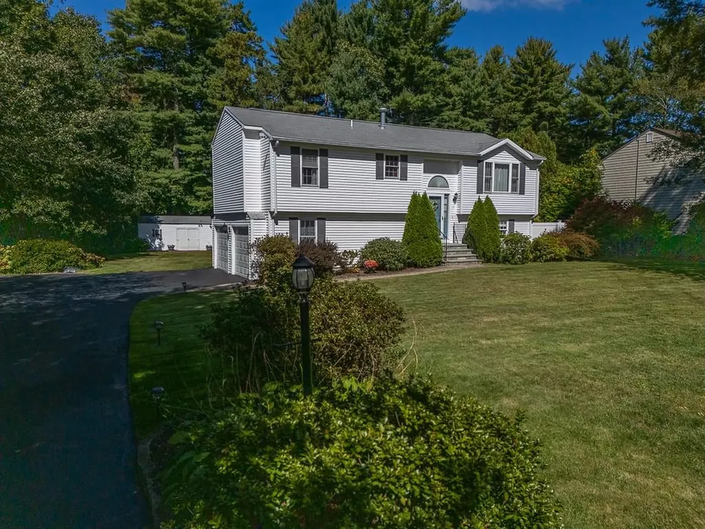17 Wood Cove Drive Coventry RI 02816