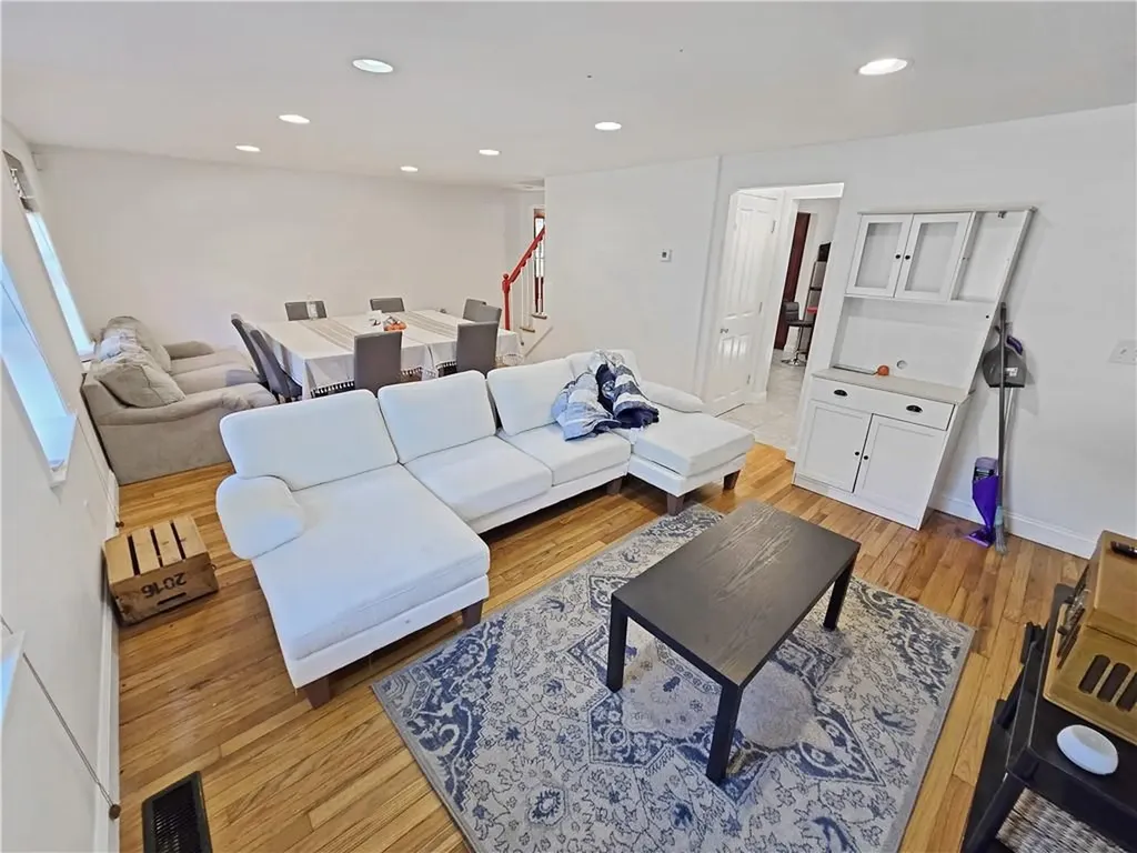 10 Sunapee Court Coventry RI 02816