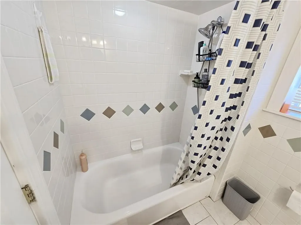 10 Sunapee Court Coventry RI 02816