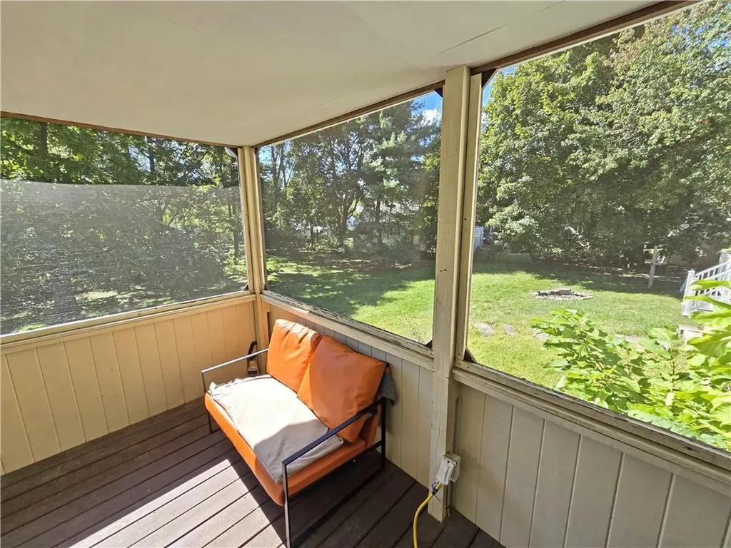 10 Sunapee Court Coventry RI 02816