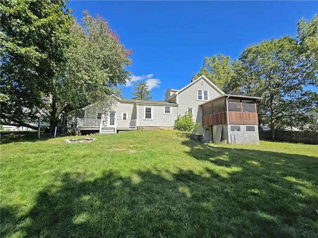 10 Sunapee Court Coventry RI 02816