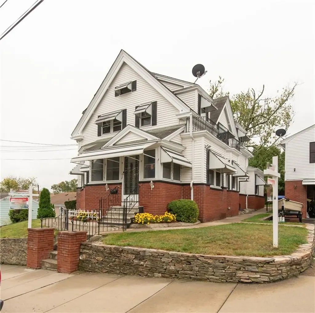 48 50 Pomona Avenue Providence RI 02908