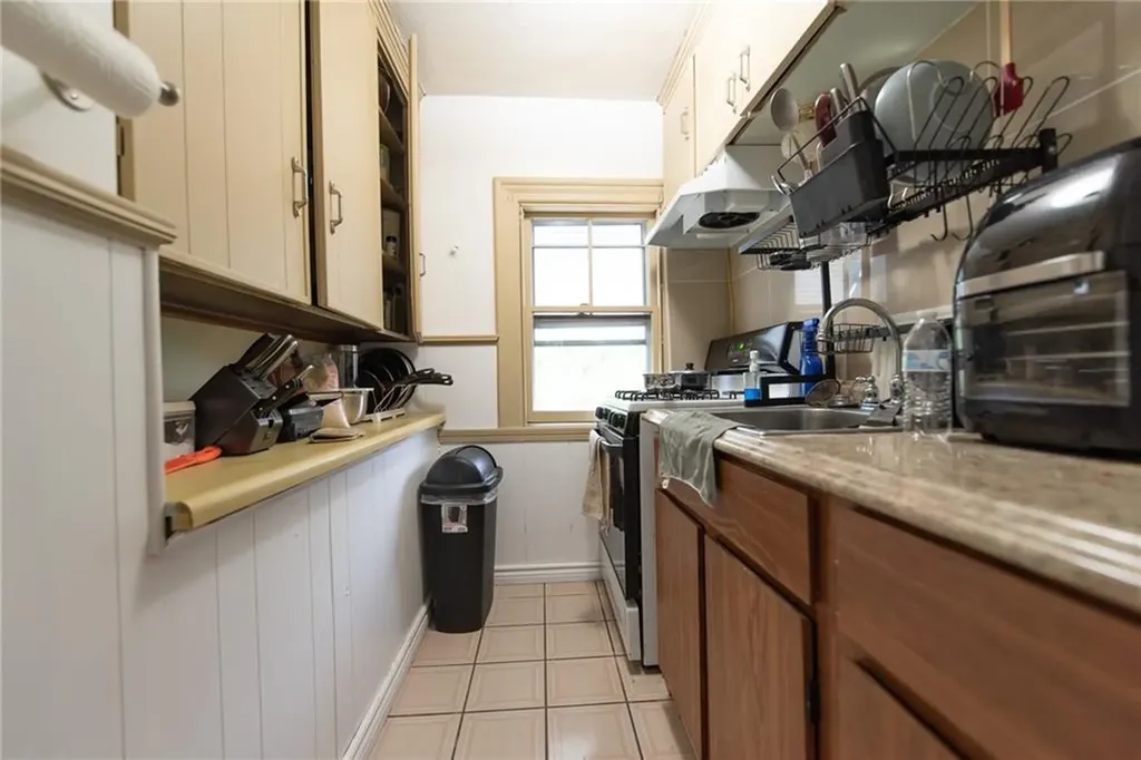 48 50 Pomona Avenue Providence RI 02908