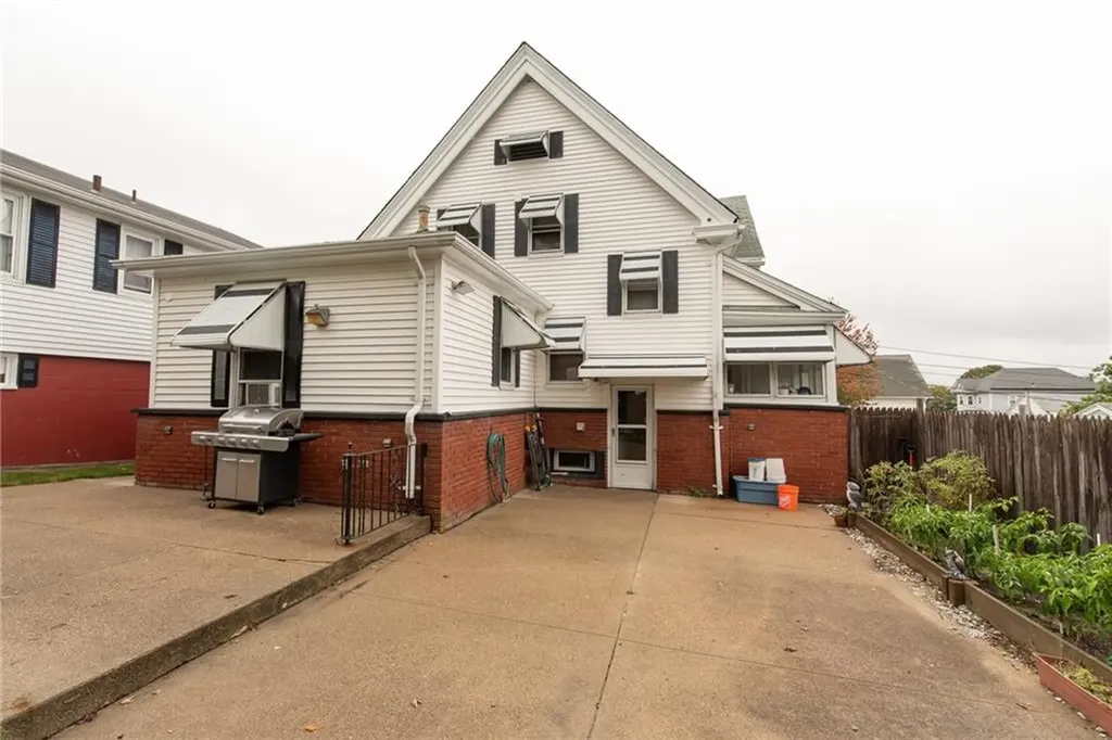 48 50 Pomona Avenue Providence RI 02908