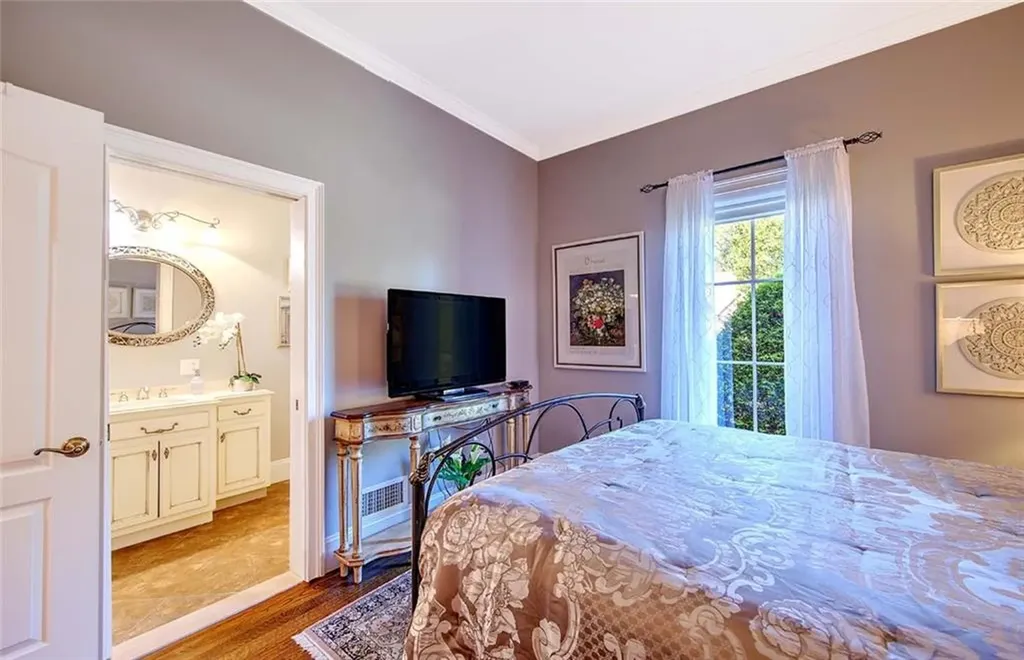 4 Pine Tree Lane Lincoln RI 02865
