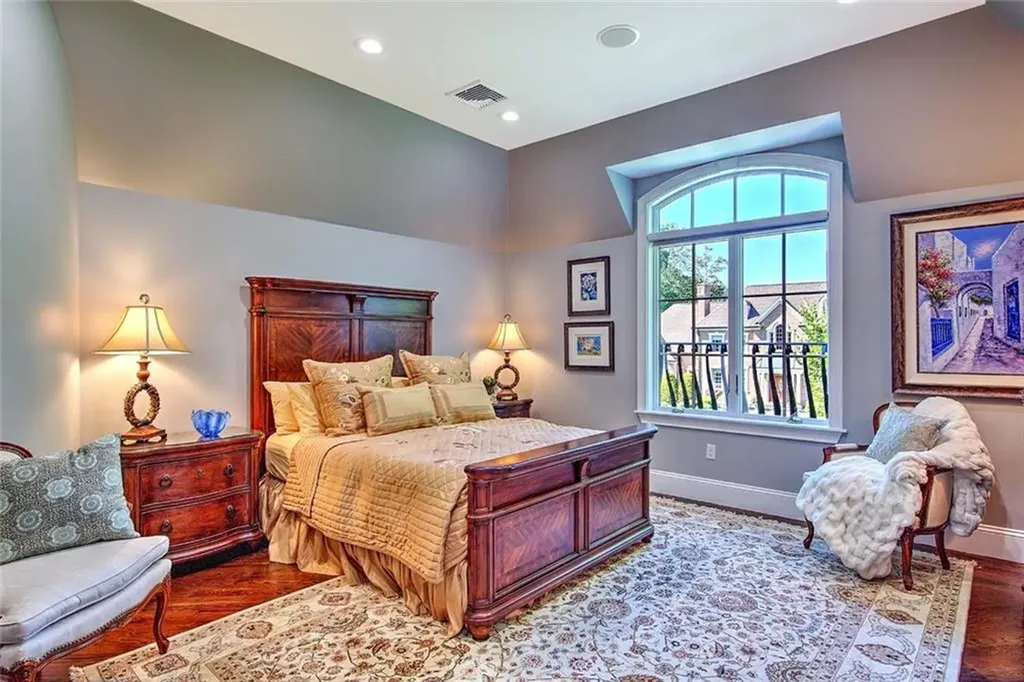 4 Pine Tree Lane Lincoln RI 02865