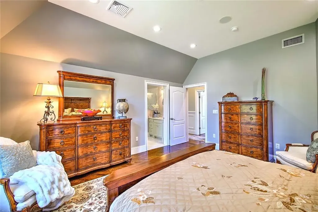 4 Pine Tree Lane Lincoln RI 02865