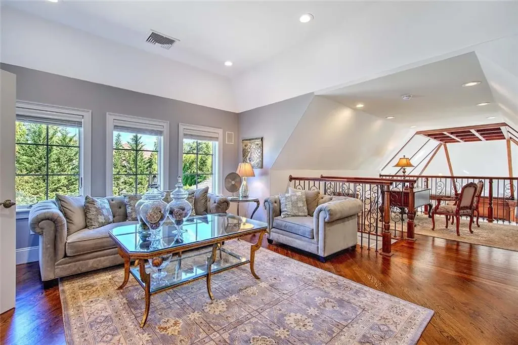 4 Pine Tree Lane Lincoln RI 02865