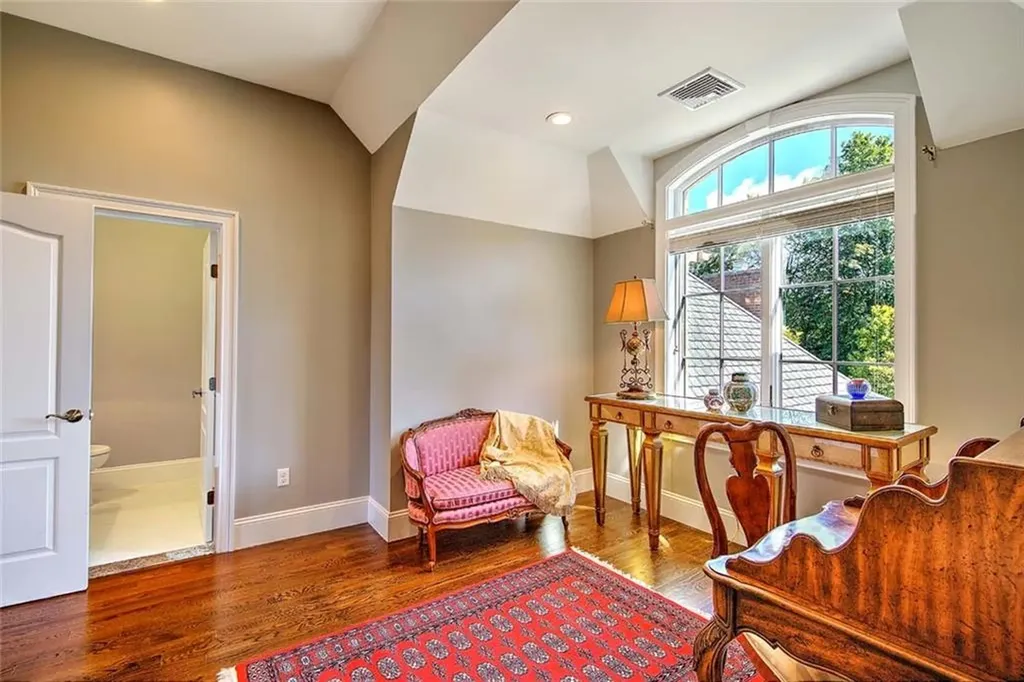 4 Pine Tree Lane Lincoln RI 02865