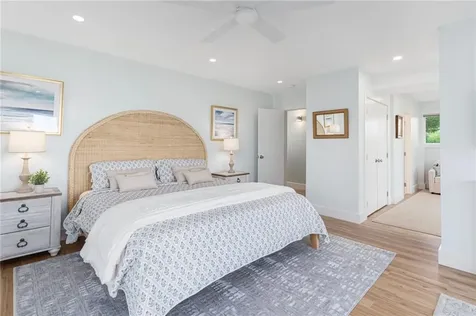 117 Indian Avenue Portsmouth RI 02871