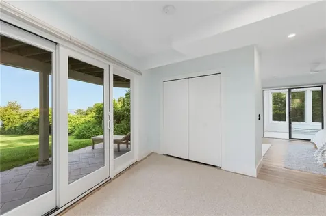 117 Indian Avenue Portsmouth RI 02871