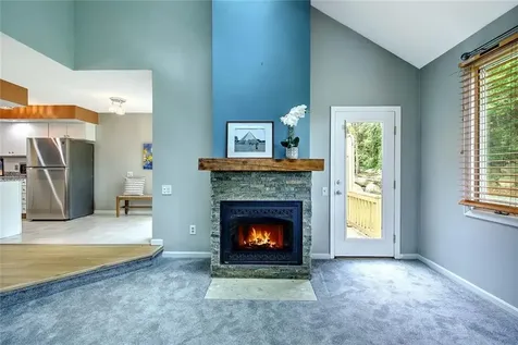 75 Valley Green Court North Providence RI 02904