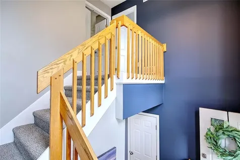 75 Valley Green Court North Providence RI 02904