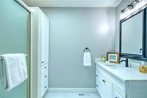 75 Valley Green Court North Providence RI 02904