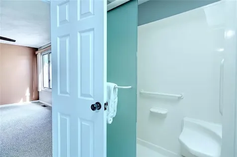 75 Valley Green Court North Providence RI 02904