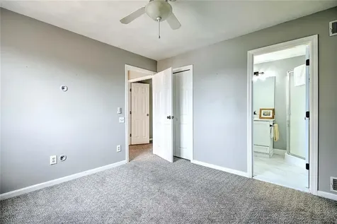 75 Valley Green Court North Providence RI 02904