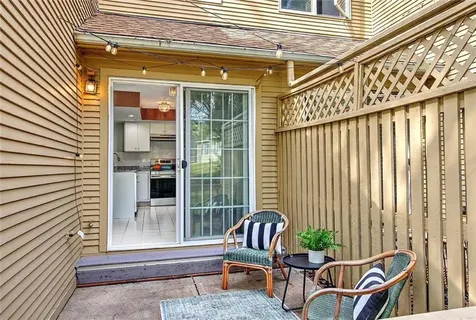 75 Valley Green Court North Providence RI 02904