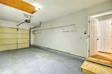 75 Valley Green Court North Providence RI 02904