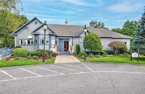 75 Valley Green Court North Providence RI 02904