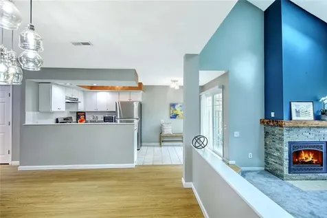 75 Valley Green Court North Providence RI 02904