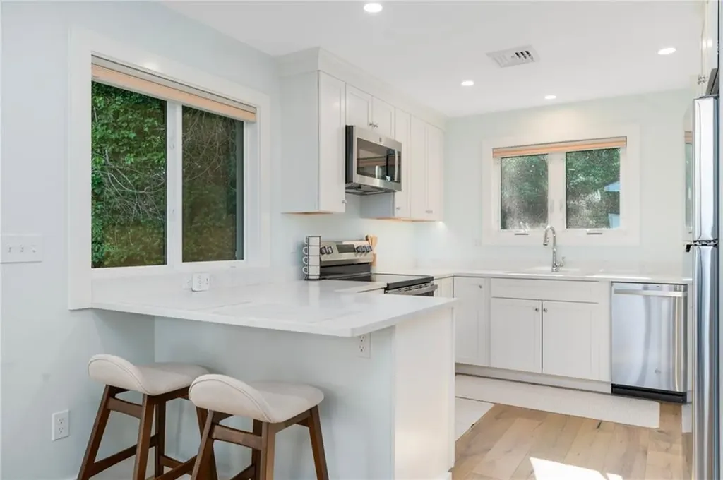 117 Indian Avenue Portsmouth RI 02871