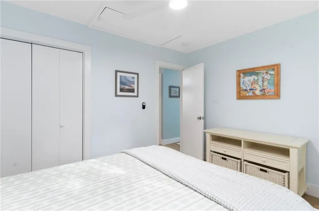 117 Indian Avenue Portsmouth RI 02871