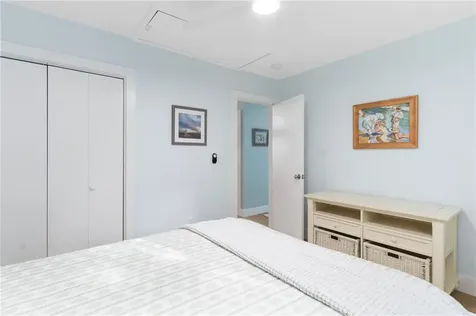 117 Indian Avenue Portsmouth RI 02871
