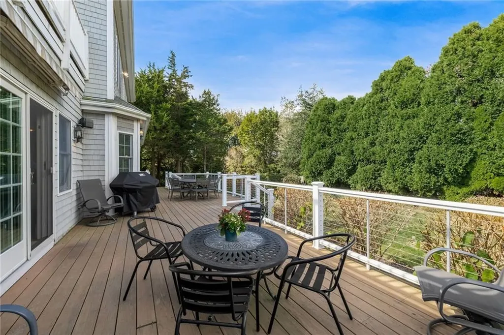 20 Marine Drive Narragansett RI 02882