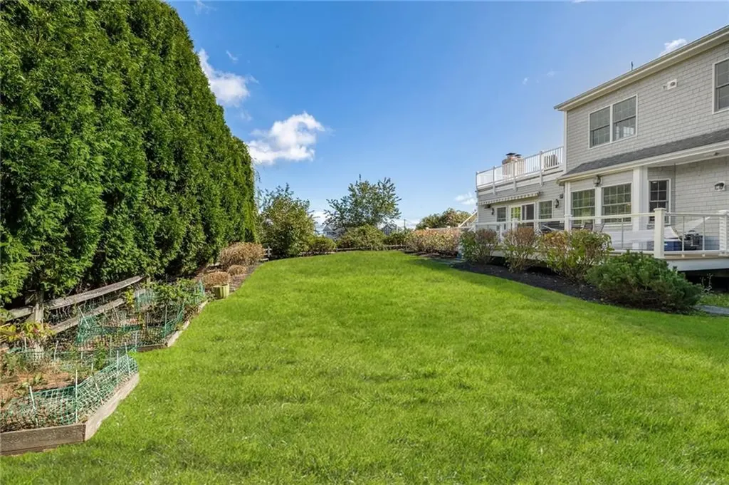 20 Marine Drive Narragansett RI 02882